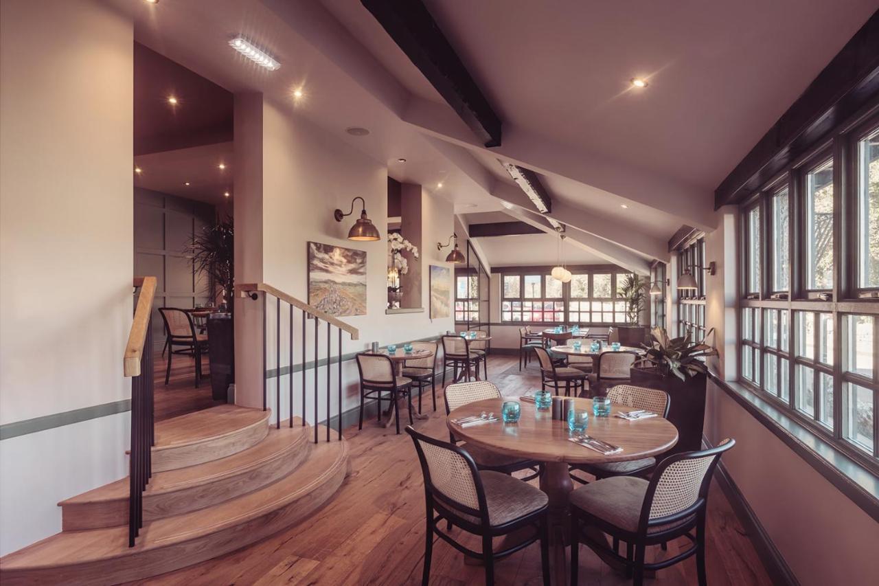 Longlands Inn & Cottages Карнфорт Екстериор снимка The restaurant at the hotel